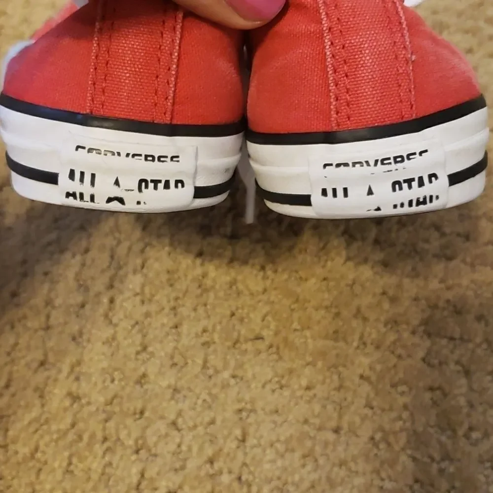 Lowtop converse size 3 - Picture 2 of 5